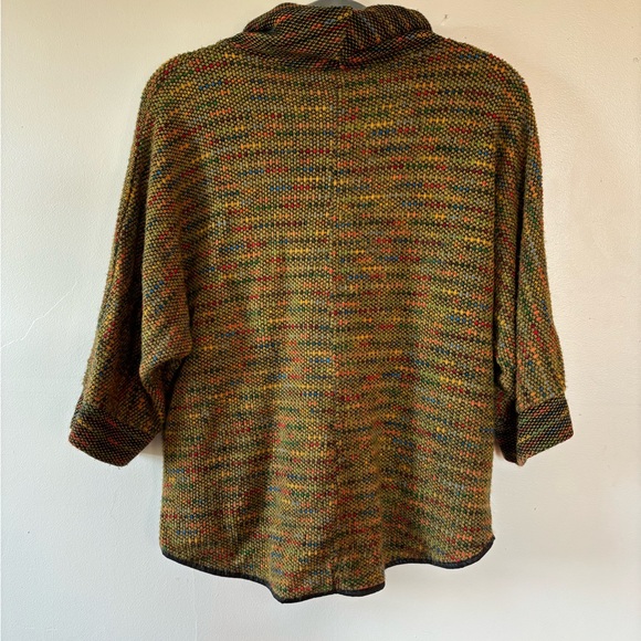 Beyond Capri Made In Italy One Size Poncho Style Top - Picture 3 of 10
